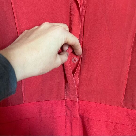 BCBGMaxarzia silk blend romper. Size small - Picture 7 of 16